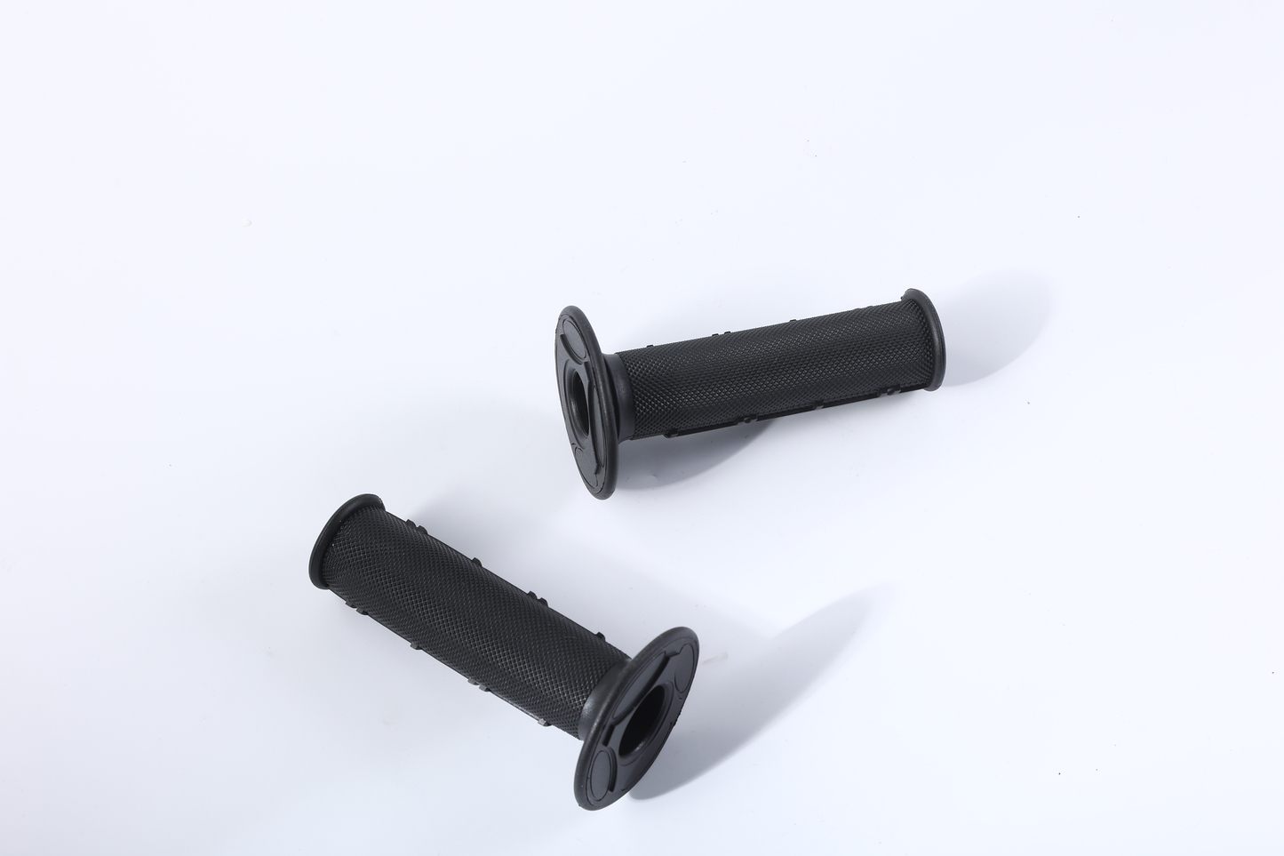 IN 10- Left and right hand grips