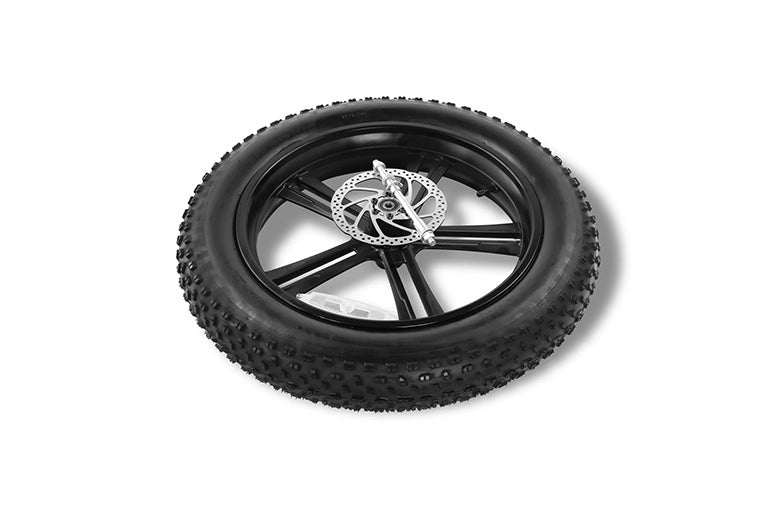 close up of fully forged one-piece rim, fat tire